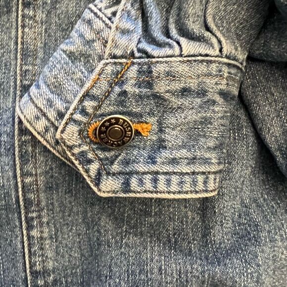 Vintage women’s Bushwacker denim shirt. Size Small. - Picture 8 of 8